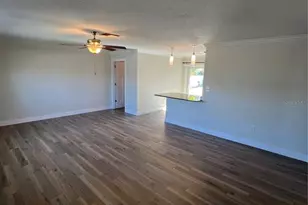 511 W Retta Esplanade, Punta Gorda, FL 33950 - Photo 6