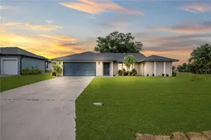 299 Rotonda Cir, Rotonda West, FL 33947 - Photo 1