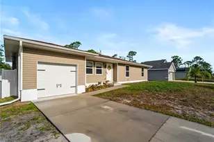 89 Santa Fe St, Port Charlotte, FL 33953 - Photo 2