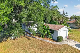 2025 Barksdale St, Port Charlotte, FL 33948 - Photo 16