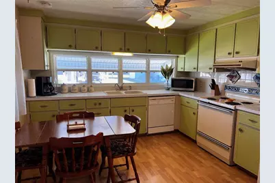 1000 Kings Highway #426, Port Charlotte, FL 33980 - Photo 4