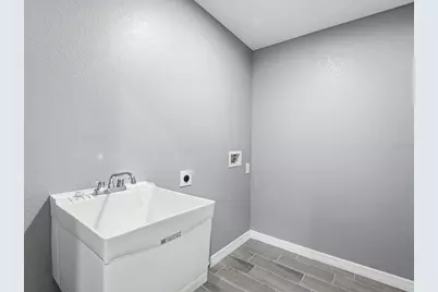12081 Snow Bird Avenue, Port Charlotte, FL 33981 - Photo 32