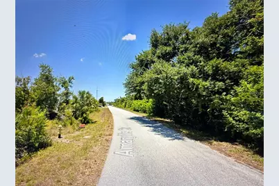13357 Amaryllis Cir, Port Charlotte, FL 33981 - Photo 2