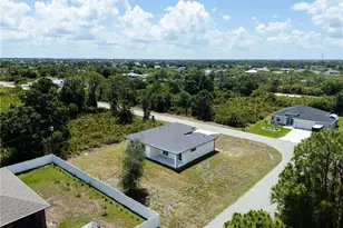 12462 Deepwoods Ave, Port Charlotte, FL 33981 - Photo 56