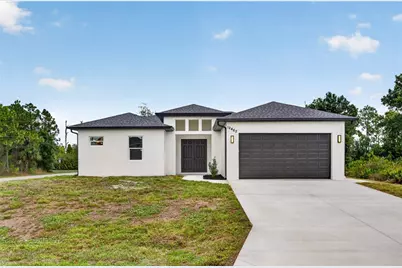 12462 Deepwoods Avenue, Port Charlotte, FL 33981 - Photo 2