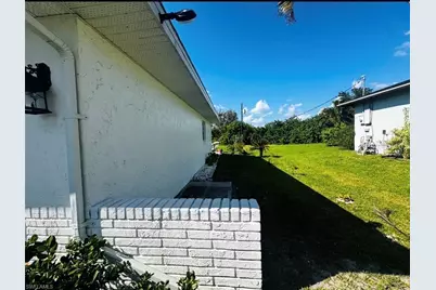 710 Aqui Esta Drive, Punta Gorda, FL 33950 - Photo 4