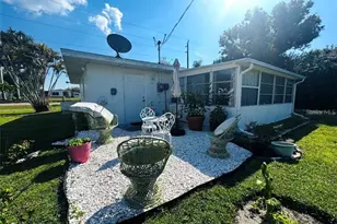 710 Aqui Esta Dr, Punta Gorda, FL 33950 - Photo 18