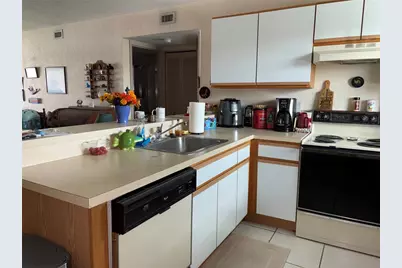 25050 Sandhill Boulevard #B4, Punta Gorda, FL 33983 - Photo 2