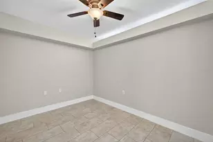 4910 Cougar Ct N, Naples, FL 34109 - Photo 24