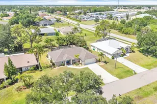 25035 Wateau Ct, Punta Gorda, FL 33983 - Photo 36