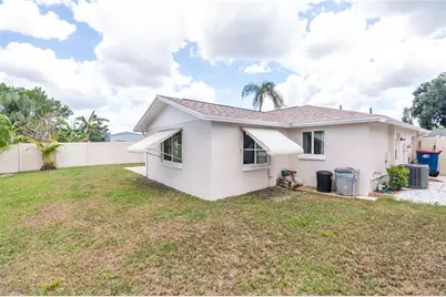 6710 Ranchwood Loop, New Port Richey, FL 34653 - Photo 22