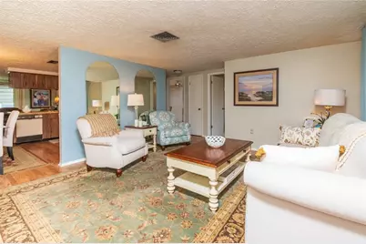 6710 Ranchwood Loop, New Port Richey, FL 34653 - Photo 2