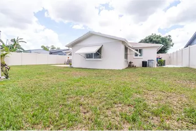 6710 Ranchwood Loop, New Port Richey, FL 34653 - Photo 32