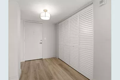9150 Blind Pass Road #206, Sarasota, FL 34242 - Photo 4