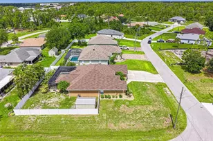 1091 Comfort Ln, North Port, FL 34288 - Photo 62