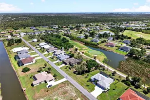 16 Tournament Rd, Rotonda West, FL 33947 - Photo 2