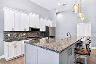 16 Tournament Rd, Rotonda West, FL 33947 - Photo 10