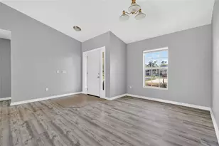 8221 Larrimore Ave, North Port, FL 34291 - Photo 4