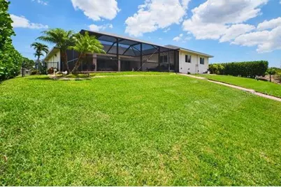 844 NE 6th Avenue, Cape Coral, FL 33909 - Photo 52