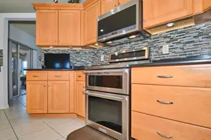 844 NE 6th Ave, Cape Coral, FL 33909 - Photo 18