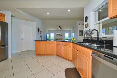 844 NE 6th Avenue, Cape Coral, FL 33909 - Photo 16