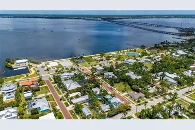 756 W Marion Avenue, Punta Gorda, FL 33950 - Photo 2