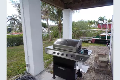 24279 Yacht Club Boulevard, Punta Gorda, FL 33955 - Photo 16