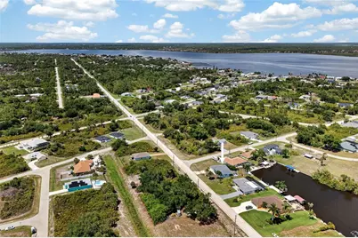 4258 Gillot Boulevard, Port Charlotte, FL 33981 - Photo 32