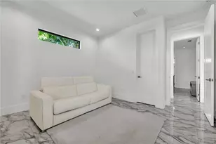 1323 Penguin Ct, Punta Gorda, FL 33950 - Photo 24
