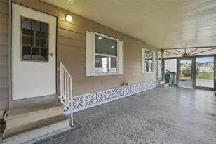 5705 Holiday Park Blvd, North Port, FL 34287 - Photo 18