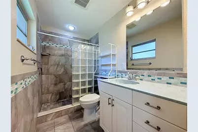 2825 Wendover Terrace, Palm Harbor, FL 34685 - Photo 50