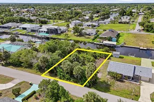 18318 Van Nuys Cir, Port Charlotte, FL 33948 - Photo 1