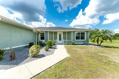 546 Santiguay Street, Punta Gorda, FL 33983 - Photo 2