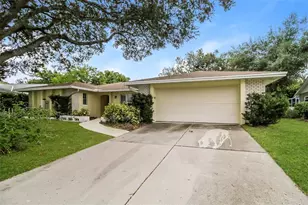 745 Little Wekiva Cir, Altamonte Springs, FL 32714 - Photo 2