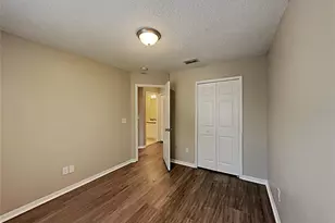 2184 Heathwood Cir, Orlando, FL 32828 - Photo 10