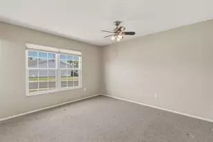 8460 Pickwick Rd, North Port, FL 34287 - Photo 16