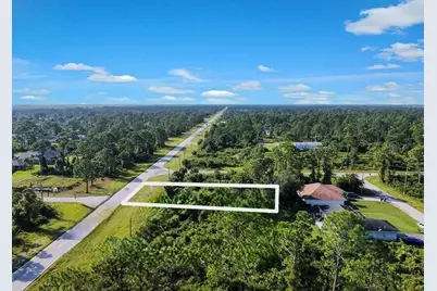732 Columbus Boulevard S, Lehigh Acres, FL 33974 - Photo 4