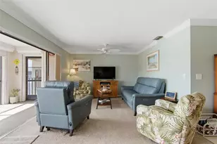 3935 Country Club Blvd, Cape Coral, FL 33904 - Photo 10