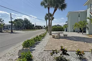 1285 Gulf Blvd, Englewood, FL 34223 - Photo 12