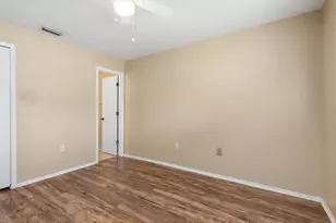 12538 SW Kingsway Cir, Lake Suzy, FL 34269 - Photo 12