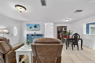 27484 S Twin Lakes Dr, Punta Gorda, FL 33955 - Photo 4