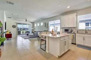 15806 Gem Vw St, Winter Garden, FL 34787 - Photo 6
