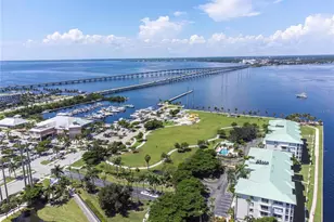 22375 Edgewater Dr, Port Charlotte, FL 33980 - Photo 14