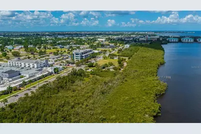 806 E Marion Avenue, Punta Gorda, FL 33950 - Photo 8