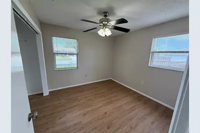 855 Jamaica Road, Venice, FL 34293 - Photo 12