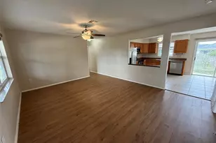 855 Jamaica Rd, Venice, FL 34293 - Photo 4