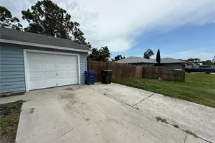 855 Jamaica Rd, Venice, FL 34293 - Photo 2