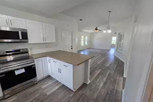 1460 Minneapolis Ave, North Port, FL 34286 - Photo 10