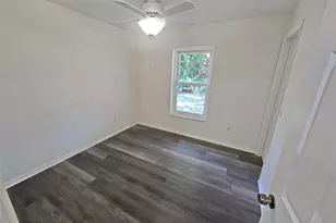 1460 Minneapolis Ave, North Port, FL 34286 - Photo 18