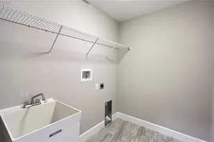 3255 Thurston Ave, North Port, FL 34288 - Photo 10